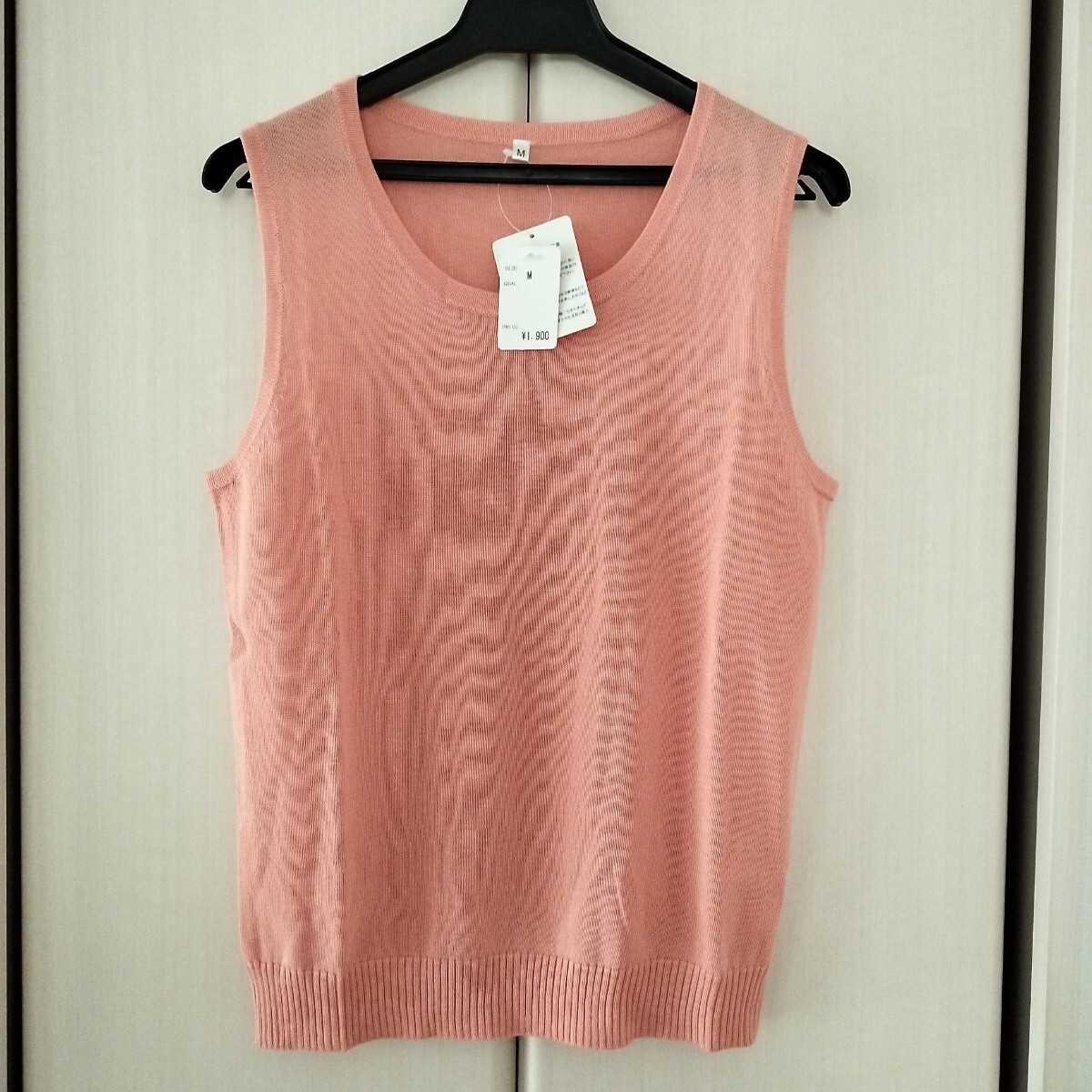 【Mサイズ】新品タグ付き ピンク ニットベスト ノースリーブ レディース 丸首 アクリル&ナイロン 送料無料拍卖