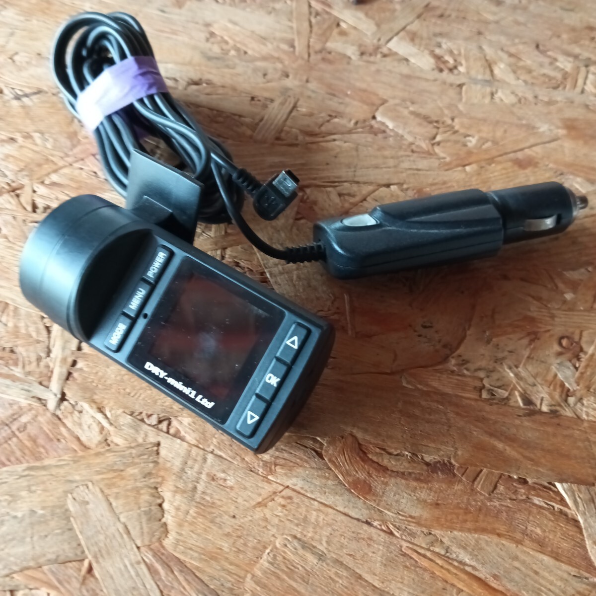 3915277■ YUPITERU / DRY-mini1Ltd ■ ユピテル ドライブレコーダー ドラレコ (マイクロSD欠品 画面白ボケジャンク) 拍卖