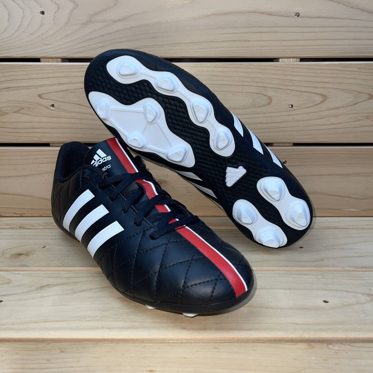 アディダス 24cm パティーク クエストラ adidas PATHIQE 11 questra FxG J ブラック レッド サッカー スパイク キッズ ジュニア 黒 赤 ①拍卖