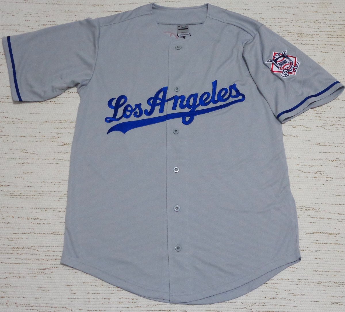 セール25% 送料無料 ファナティック MLB ロスアンゼルス ドジャース ベースボールシャツ 半袖 ジャージ グレー M ML2122SS0001メンズ拍卖