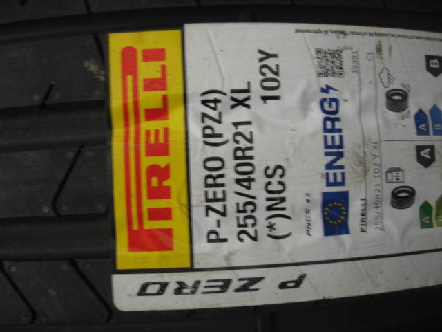 ☆新品激安☆ピレリ Pzero PZ4 255/40R21 4本拍卖