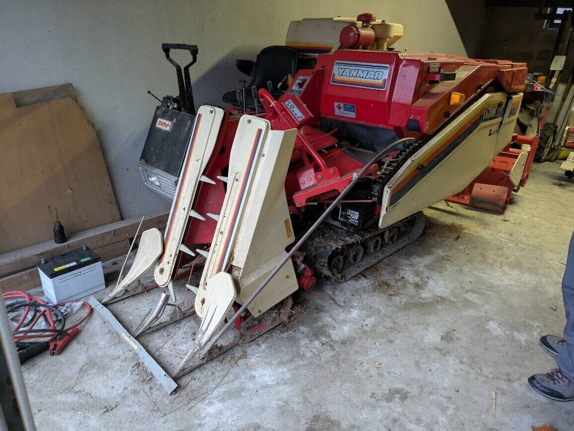 ヤンマー コンバイン ハーベスター TC950 YSC818【実物確認可】 (中古)【福岡県久留米市】LP07-17330拍卖