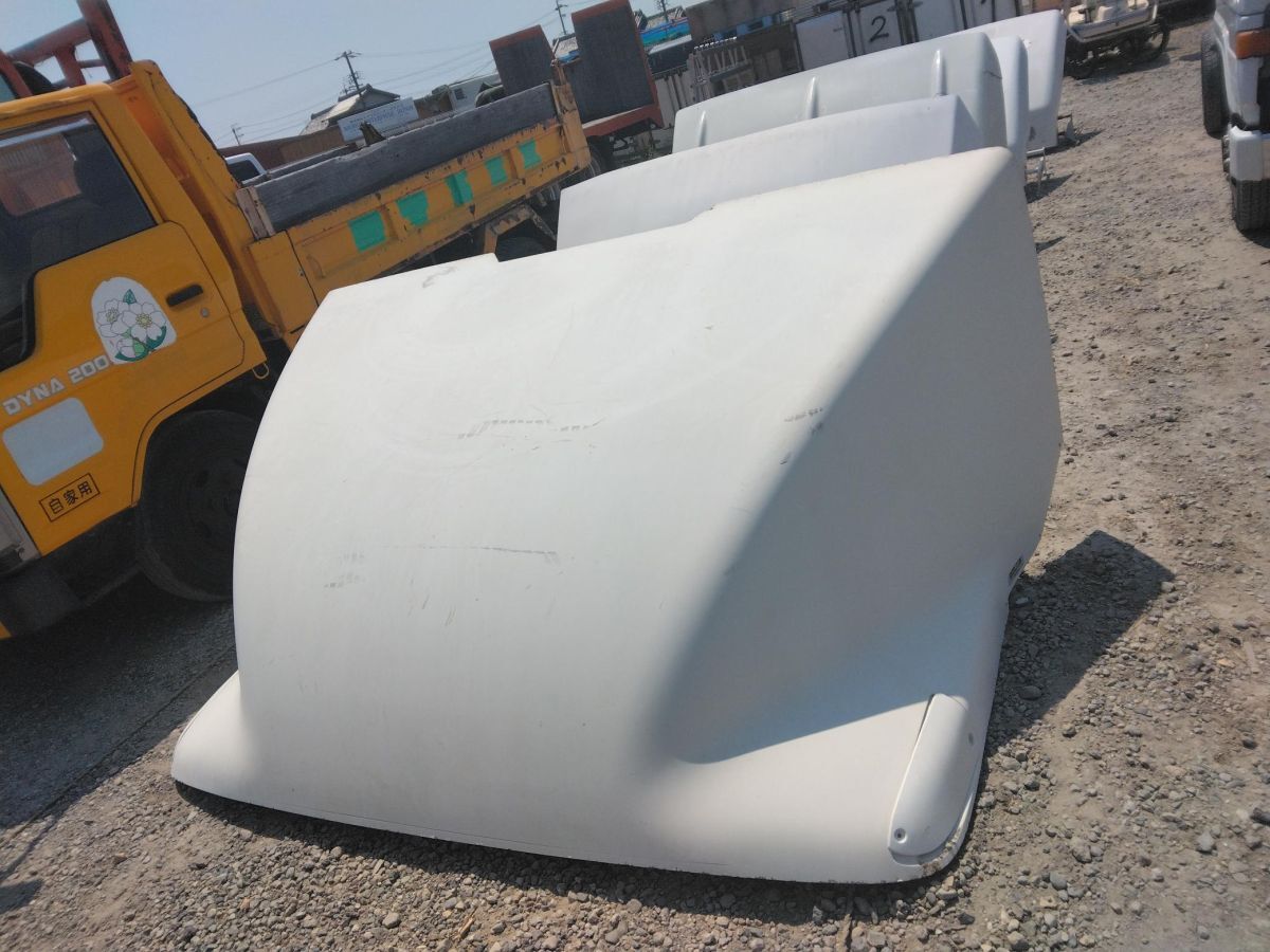 トラック 風防 導風板 いすゞ CX系 CV系 CV系 EX系  3 (中古)【愛知県弥富市発】250805011拍卖