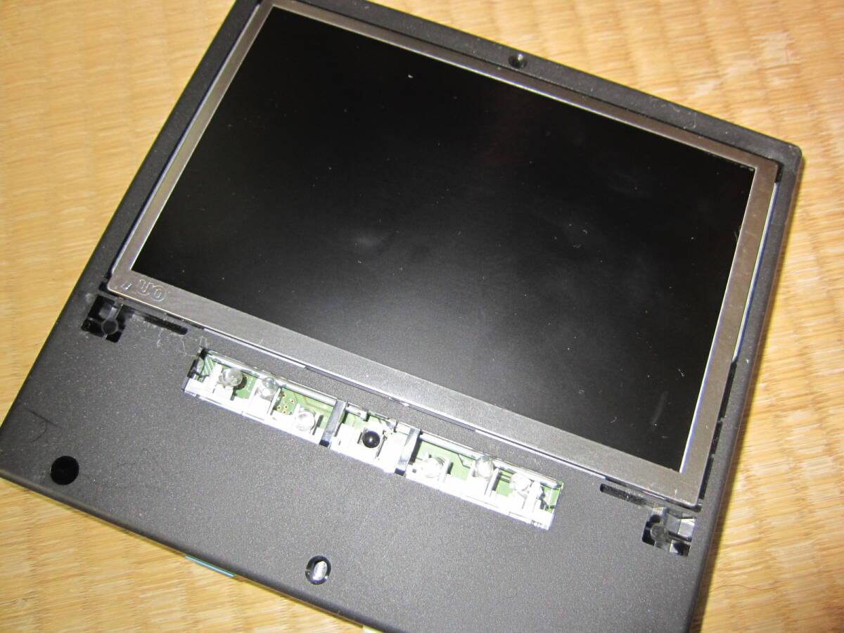 トヨタ純正品テレビィジョンディスプレイAssyリアエンターテイメントリアモニター7インチ新品REAR ENTERTAINMENTランクル200ZX拍卖