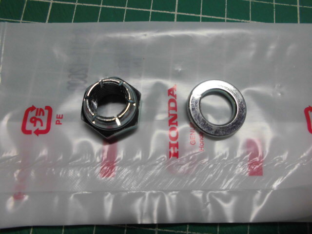 ホンダ純正 モンキー 4L リヤ用アククスルシャフト取付ナット・ワッシャー Z50J Z50J1拍卖