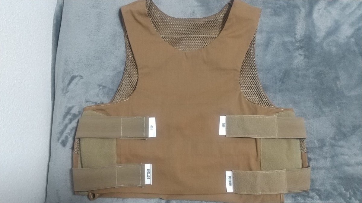 実物 SAFARILAND/サファリランド CONCEALABLE ボディアーマー 34S LOW VIS【EAGLE LBT FIRST SPEAR BHI Mk18 URG-I Hk416 M4Crye PACA】拍卖