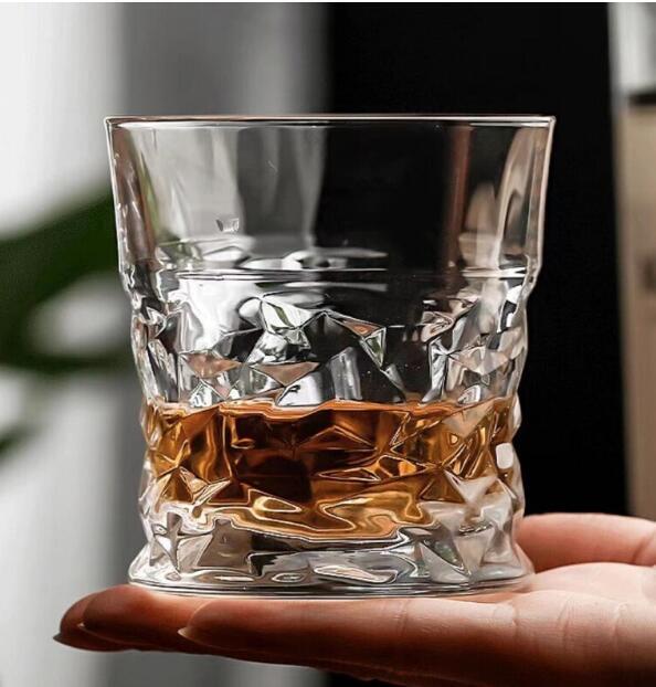 新作ウイスキーグラス ロックグラス2個セット ブランデーグラス各酒 梅酒 クリスタルグラス コップ ビアグラス結婚祝いプレゼント 300ml拍卖