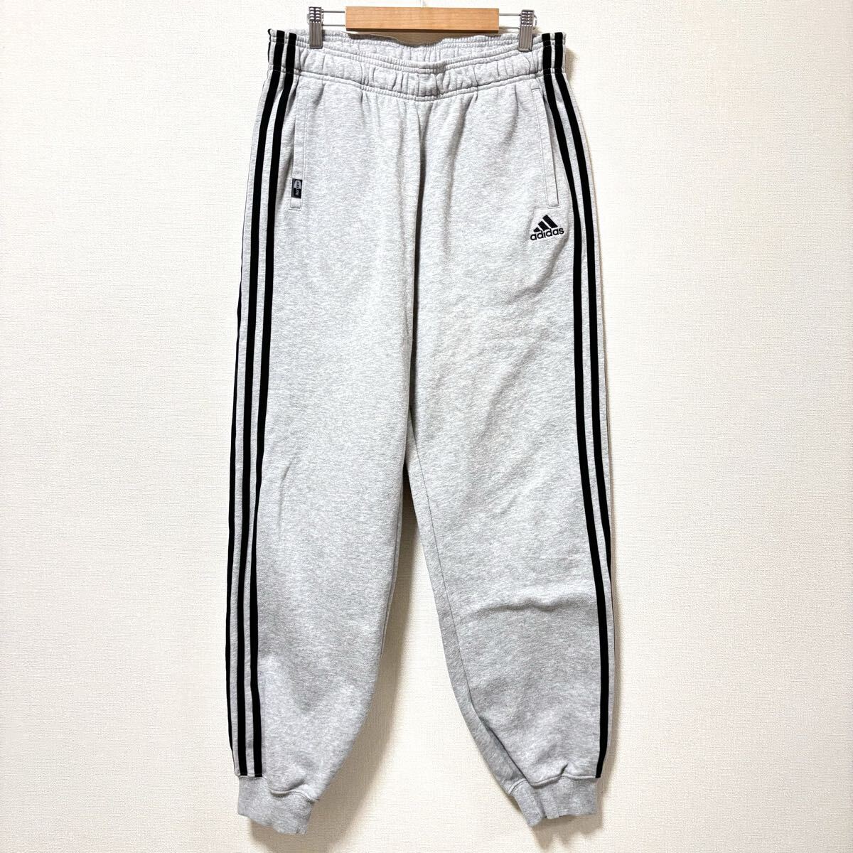ビッグサイズ◎定番人気!【adidas】アディダス スウェット トラック パンツ ロゴ 3本線 スリーストライプス グレー メンズ O LL/Y35832SS拍卖