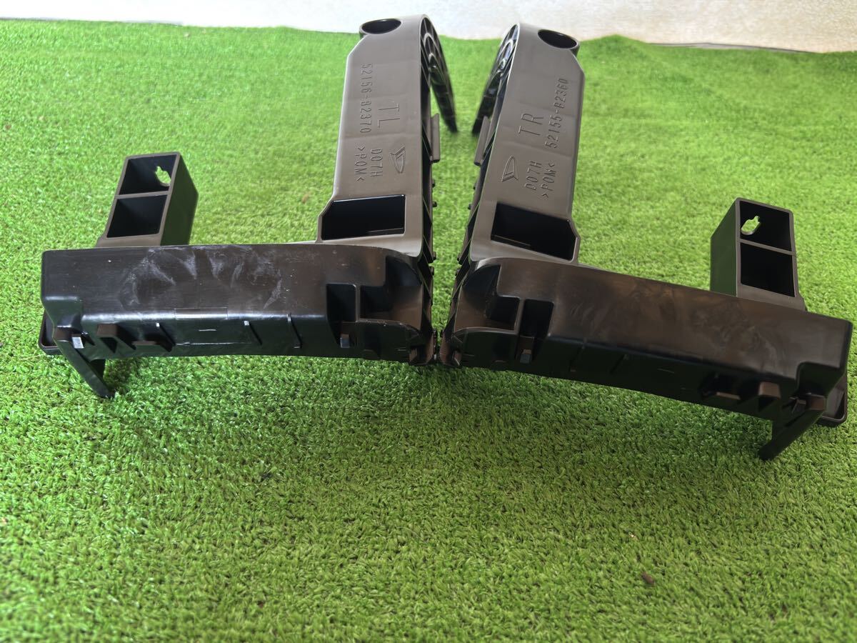 LA700S ウェイク リアバンパーサポート 左右 52155-B2360 52156-B2370 拍卖