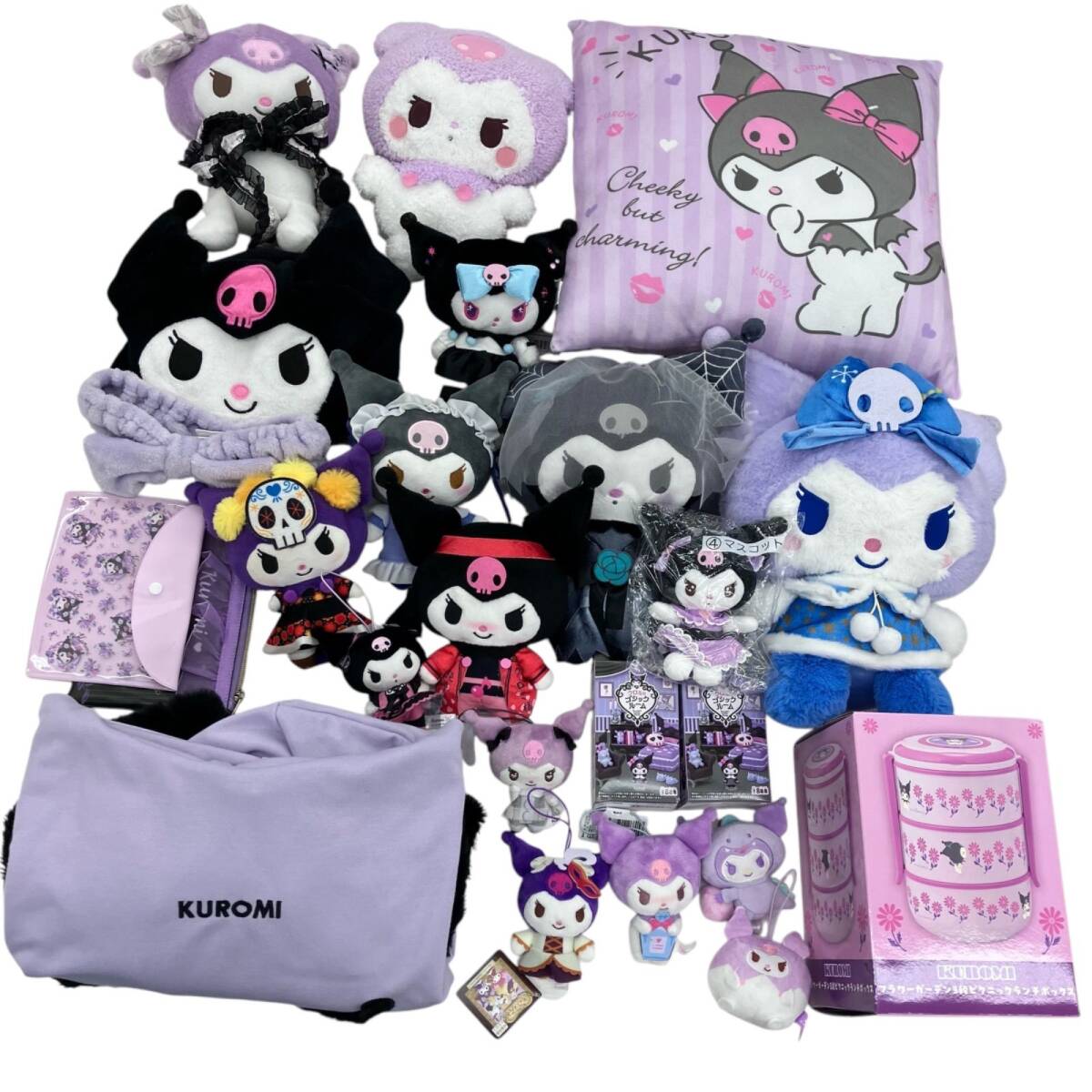 186001 現状品 SANRIO サンリオ ぬいぐるみまとめ売り クロミ 紫 ピンク 24点 まとめ売り クッション ポーチ 服 キーホルダー拍卖