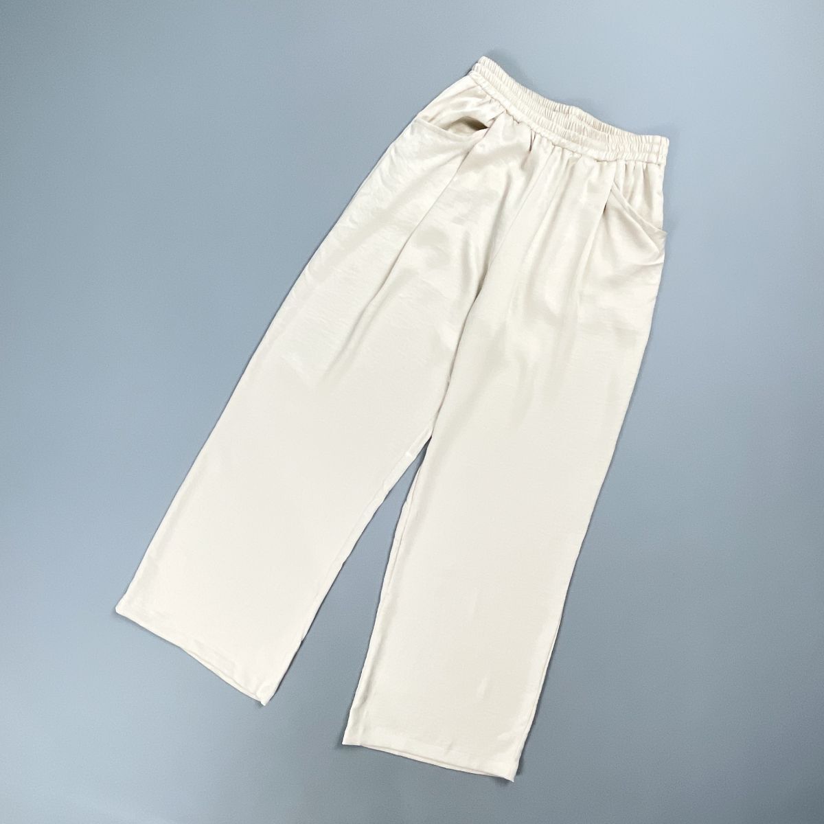 Rdevushka ジェブシュカ サテンフレアイージーパンツ 光沢 スラックス ストレッチ ポケット付 レディース ホワイトベージュ サイズ38*GD35拍卖