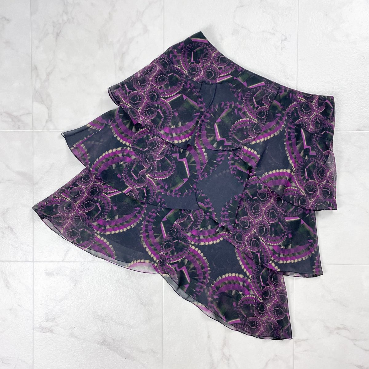 美品 miss ashida ミスアシダ 総柄フリルティアードスカート シースルー フレア 膝丈 紫 パープル サイズ9*GD41拍卖