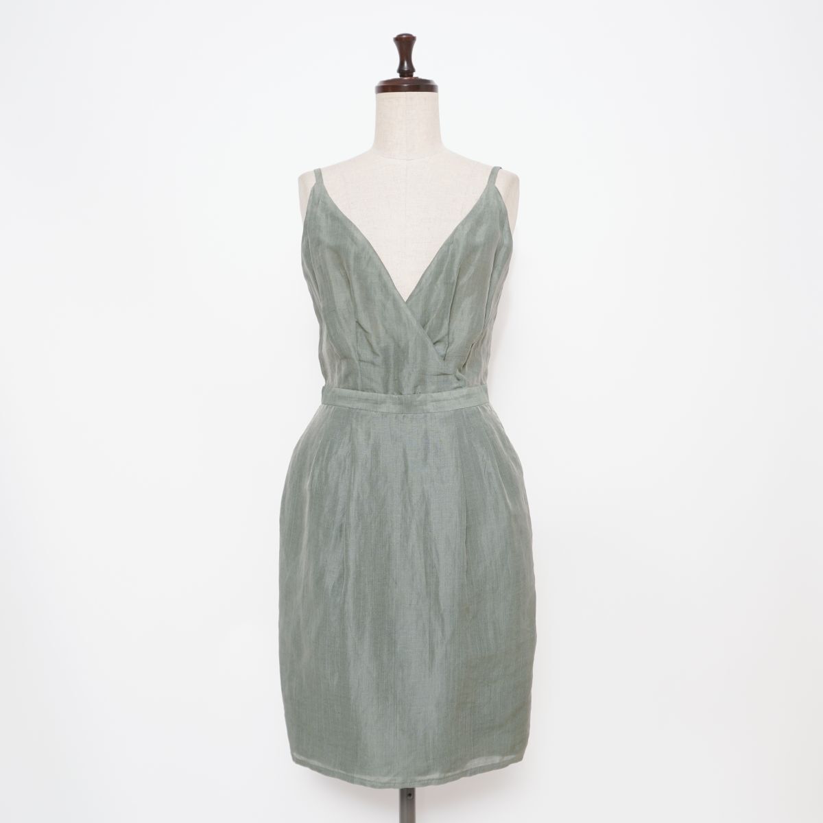 MANI リネンシルクキャミソールワンピース バックオープン ノースリーブ シアードレス 膝丈 レディース くすみグリーン 緑 サイズ42*GD105拍卖