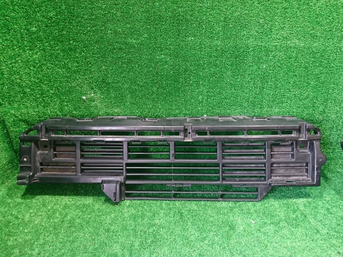 DA16T キャリィトラック ロアグリルカバー 71712-82M(22942)拍卖