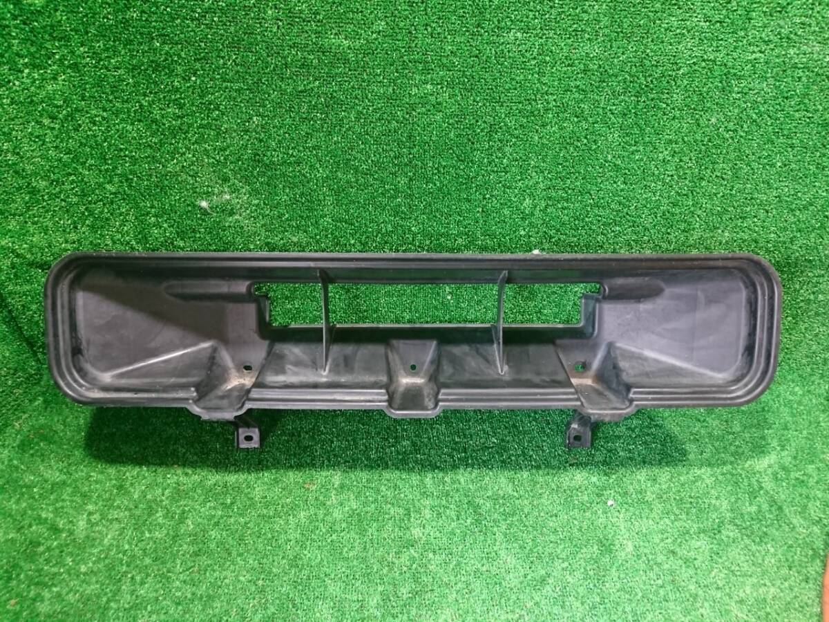 JB74W ジムニーシエラ ラジエータロアシュラウド 72382-78R0(22952)拍卖