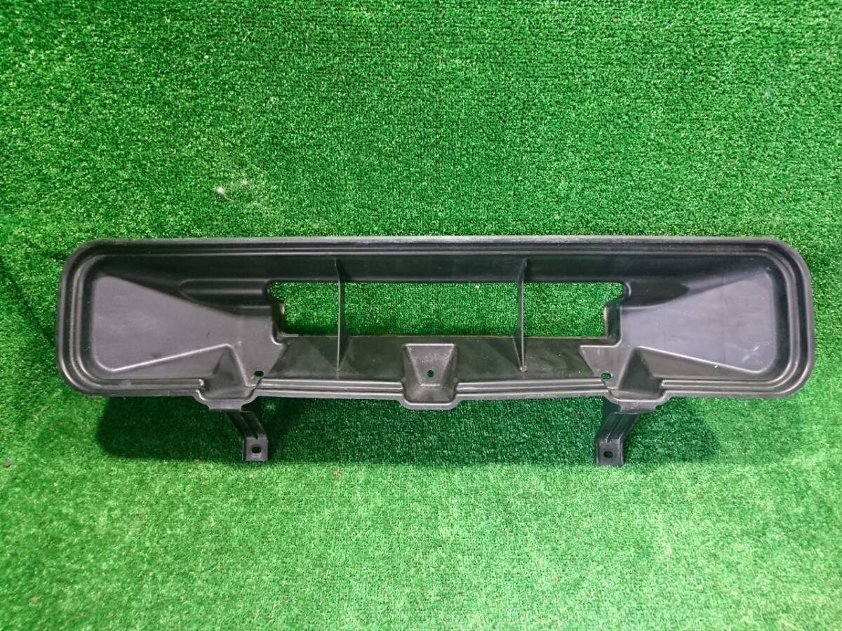 JB74W ジムニーシエラ ラジエータロアシュラウド 72382-78R0(22962)拍卖