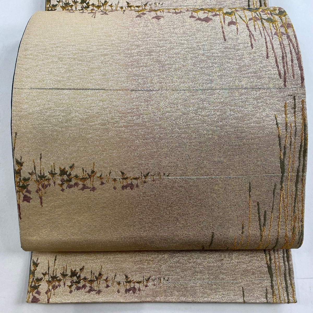 袋帯 美品 名品 草野一騎 落款 霞 葉柄 金銀糸 箔 薄茶色 六通 正絹 【中古】拍卖