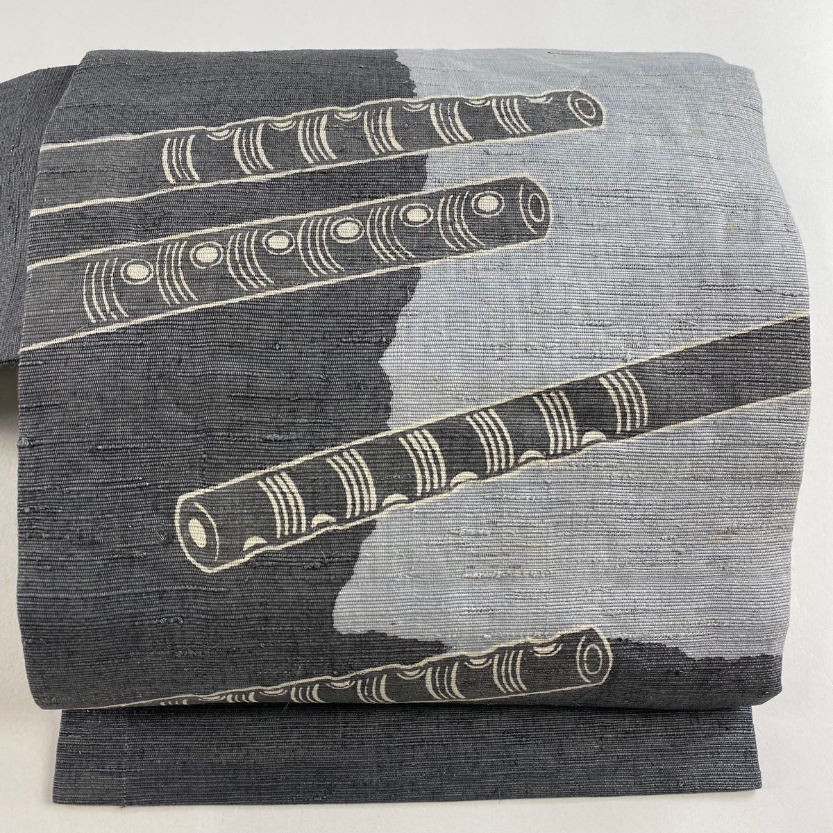 名古屋帯 逸品 落款 紬地 笛 灰色 正絹 【中古】拍卖