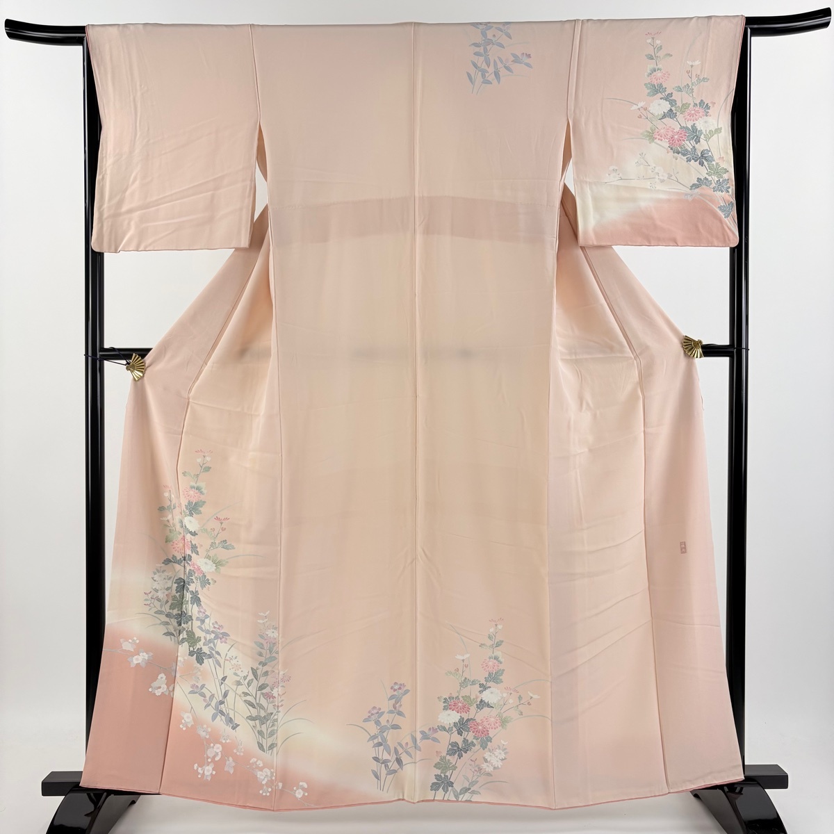 訪問着 身丈159cm 裄丈65.5cm M 袷 藤舟 落款 菊 枝花 ぼかし ピンク 正絹 秀品 【中古】拍卖