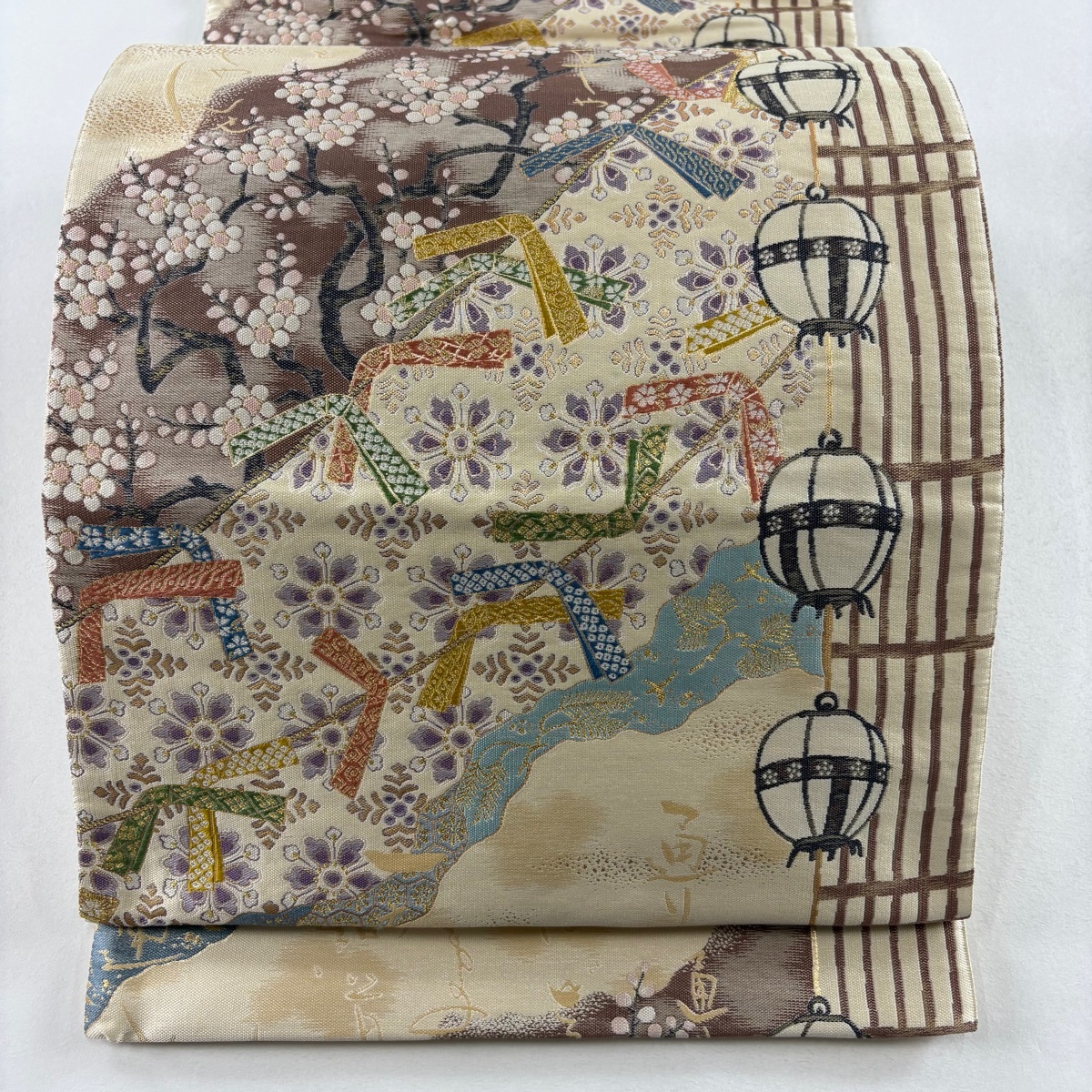 袋帯 美品 秀品 枝梅 文字文 金糸 箔 ベージュ 六通 正絹 【中古】拍卖