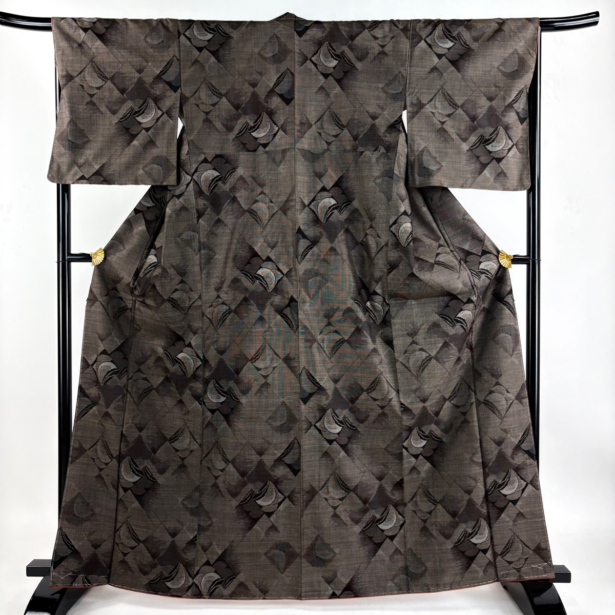紬 身丈164cm 裄丈66.5cm M 袷 幾何学模様 菱 焦茶色 正絹 美品 秀品 【中古】拍卖