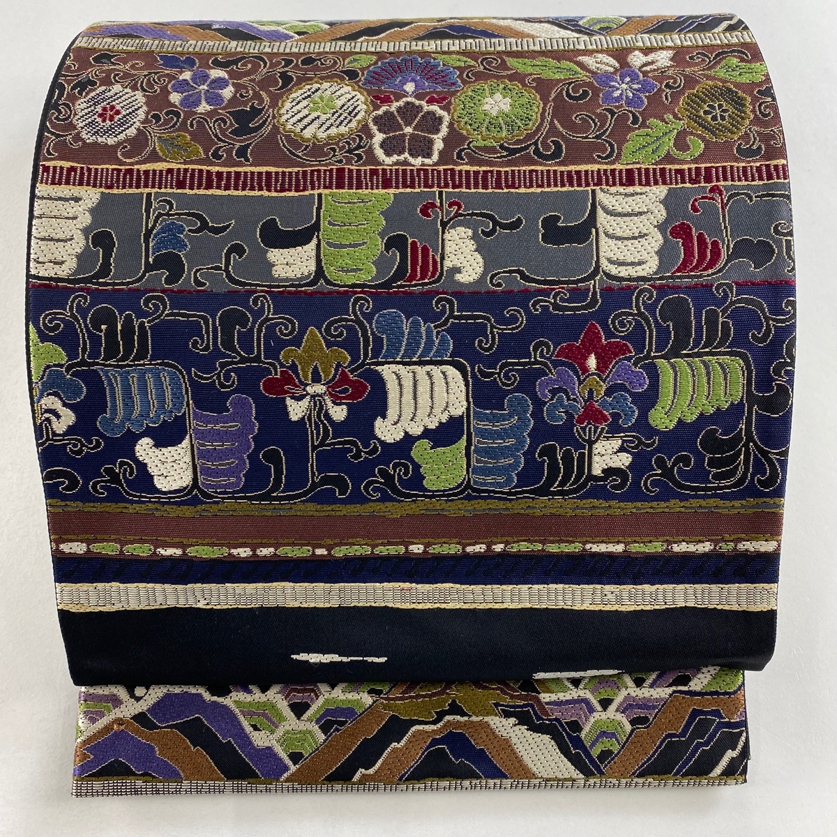 袋帯 美品 秀品 花唐草 雲文 黒 六通 正絹 【中古】拍卖