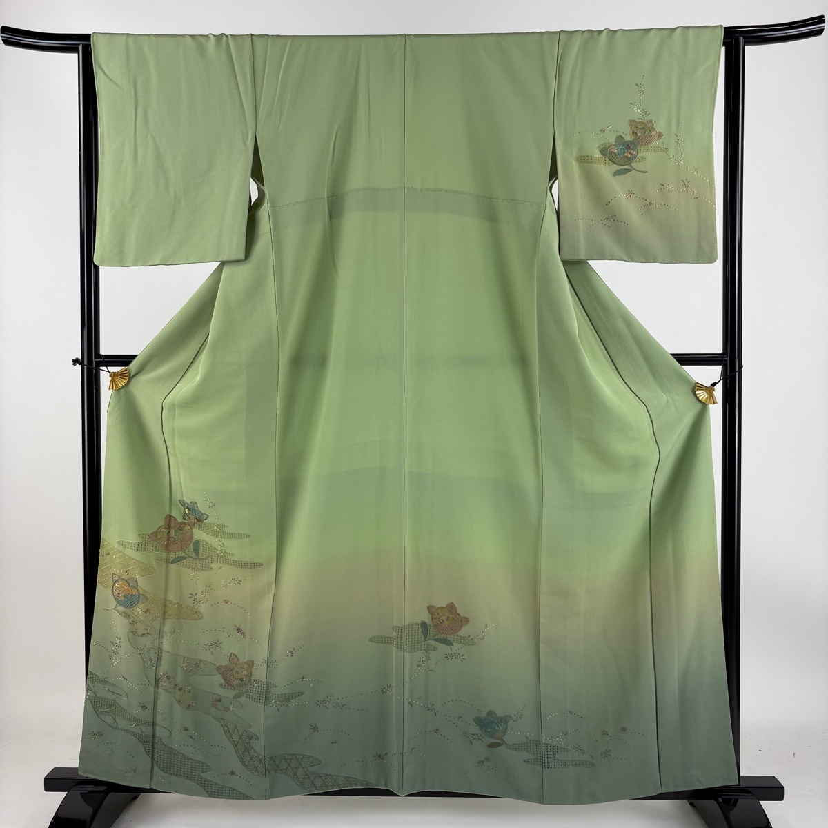 訪問着 身丈159.5cm 裄丈64.5cm M 袷 橘 雲文 金糸刺繍 薄緑 正絹 秀品 【中古】拍卖