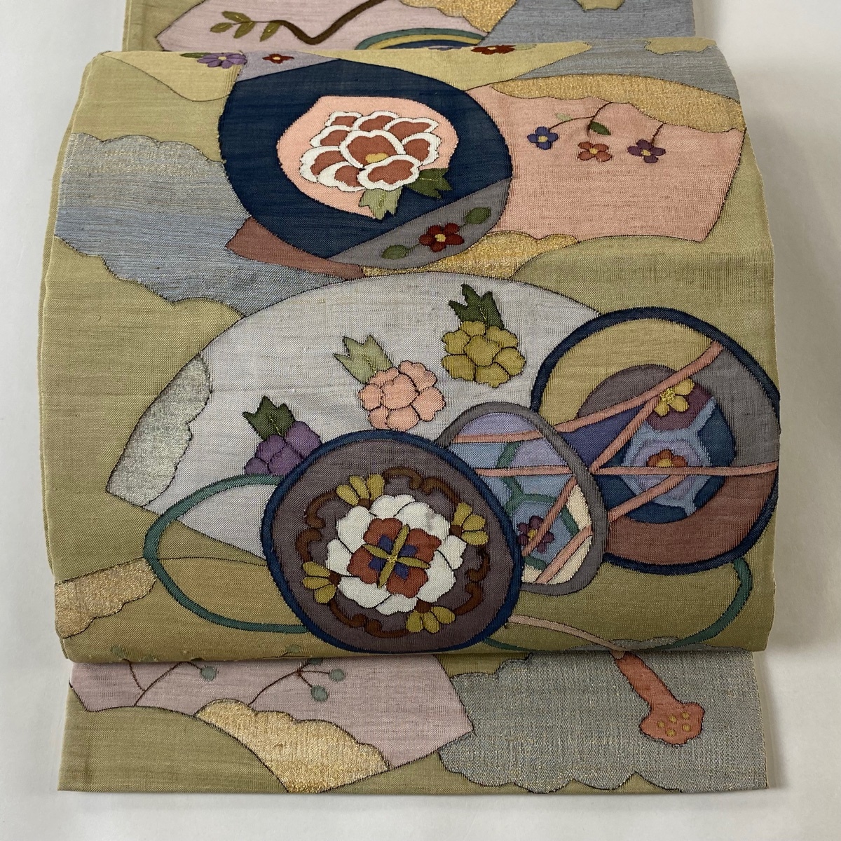 袋帯 逸品 扇面 和楽器 金糸 綴れ ベージュ お太鼓柄 正絹 【中古】拍卖