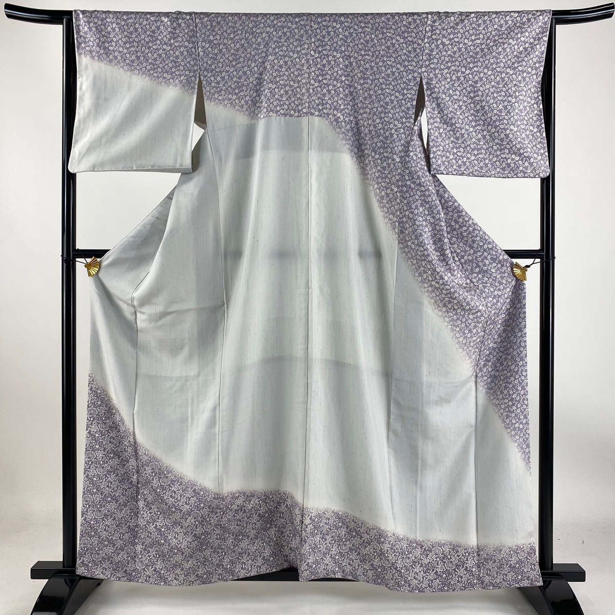 訪問着 身丈160.5cm 裄丈64.5cm M 袷 紬地 花唐草 ぼかし 灰色 正絹 名品 【中古】拍卖