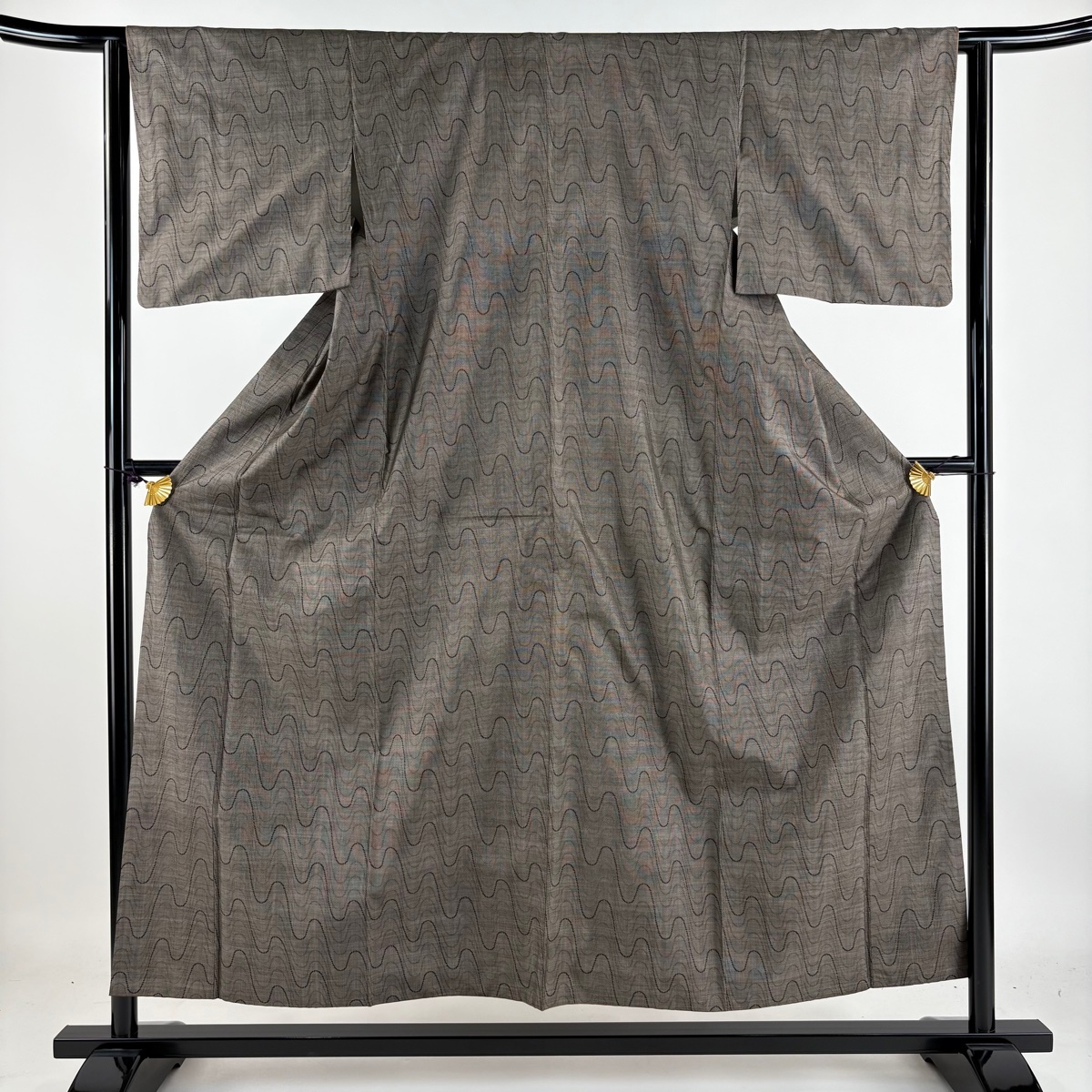 紬 身丈154.5cm 裄丈62.5cm S 袷 幾何学模様 焦茶色 正絹 秀品 【中古】拍卖