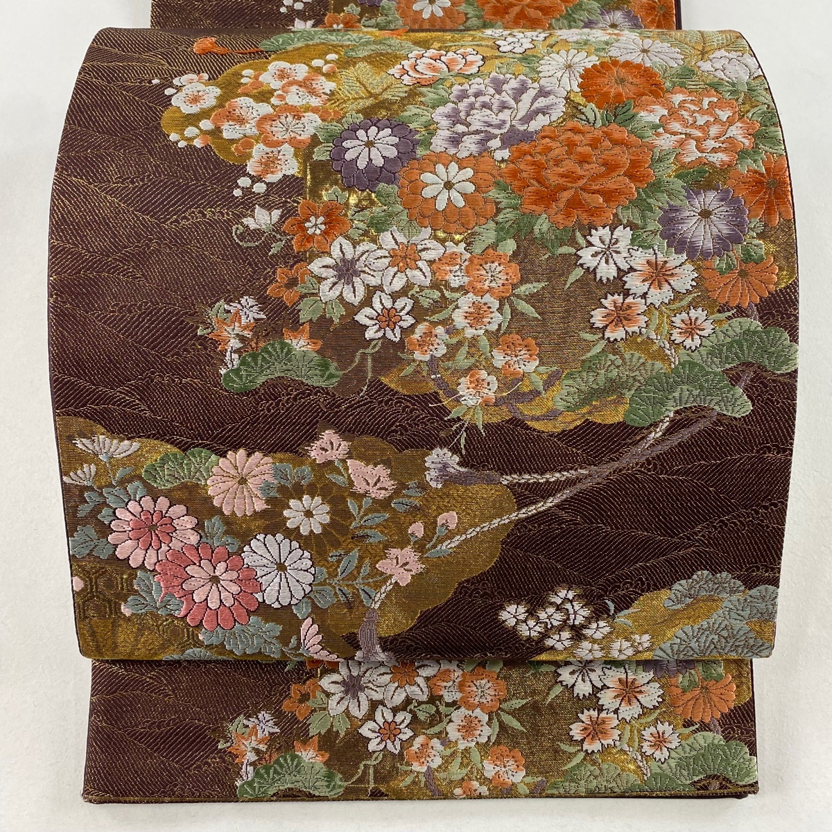 袋帯 美品 秀品 草花 雲文 金糸 箔 茶色 六通 正絹 【中古】拍卖