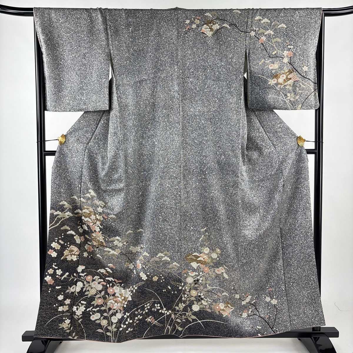 訪問着 身丈157cm 裄丈67.5cm L 袷 冊子 枝梅 金彩 黒灰 正絹 秀品 【中古】拍卖