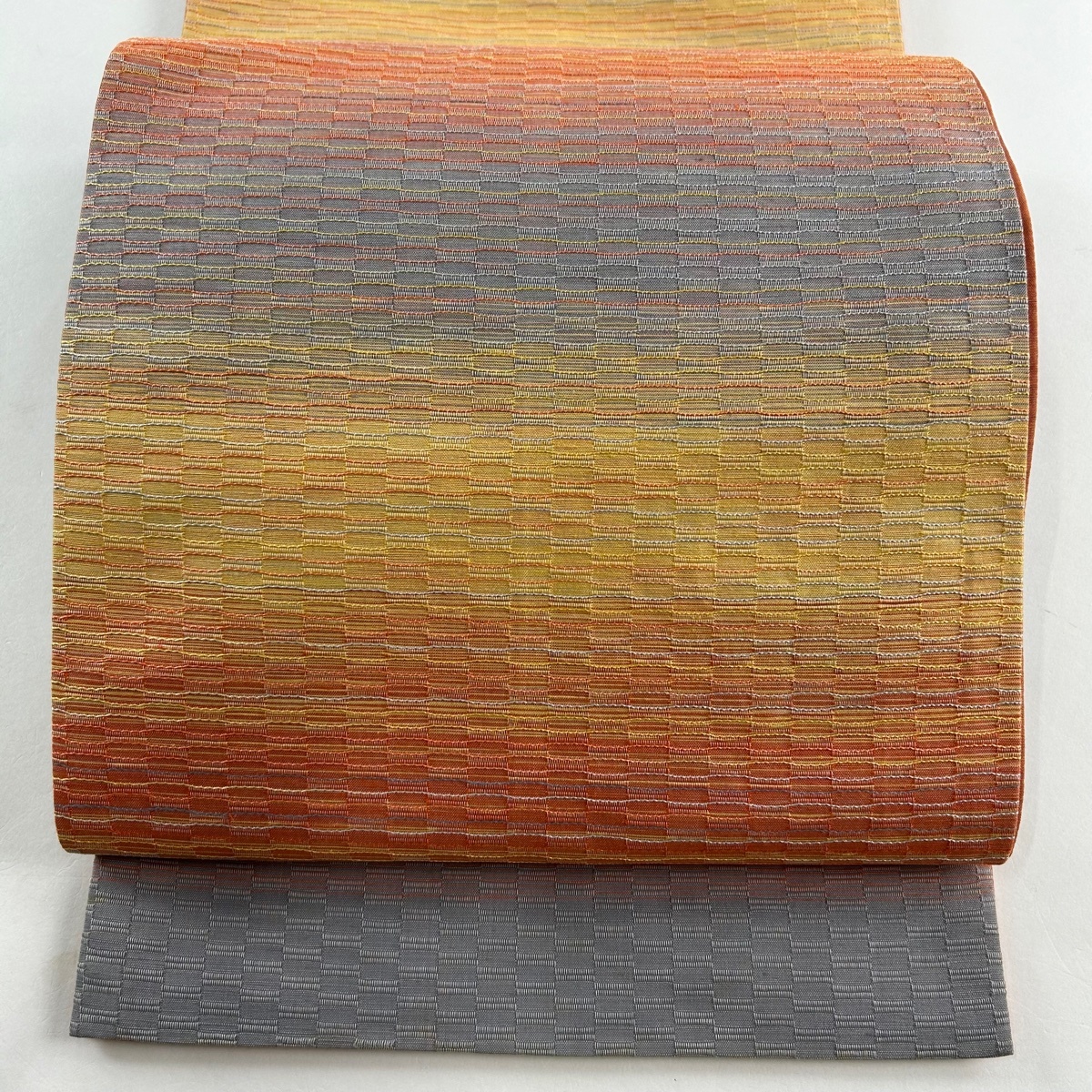 袋帯 名品 縞 ぼかし柄 サーモンピンク 全通 正絹 【中古】拍卖