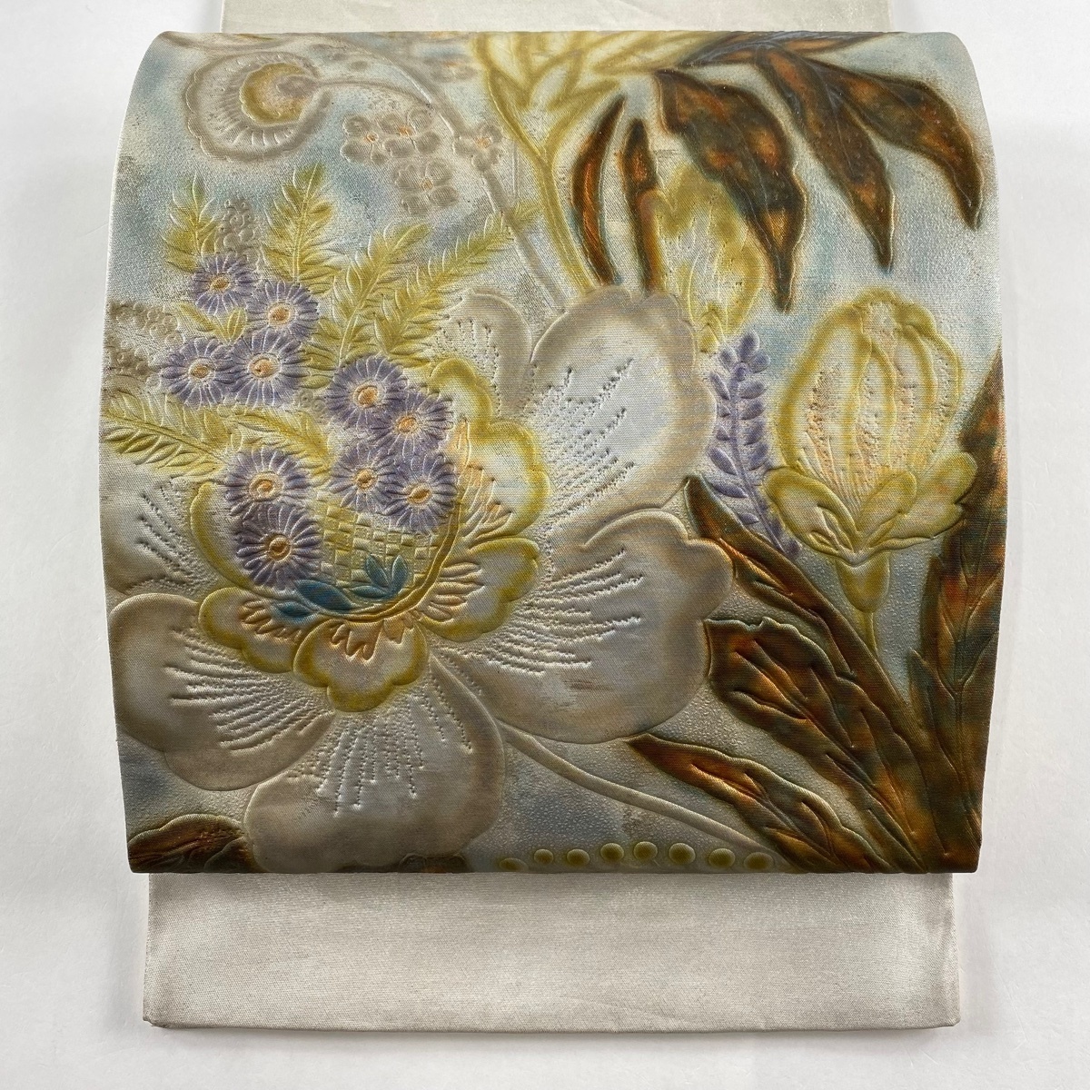 袋帯 秀品 草花 箔 銀色 お太鼓柄 正絹 【中古】拍卖