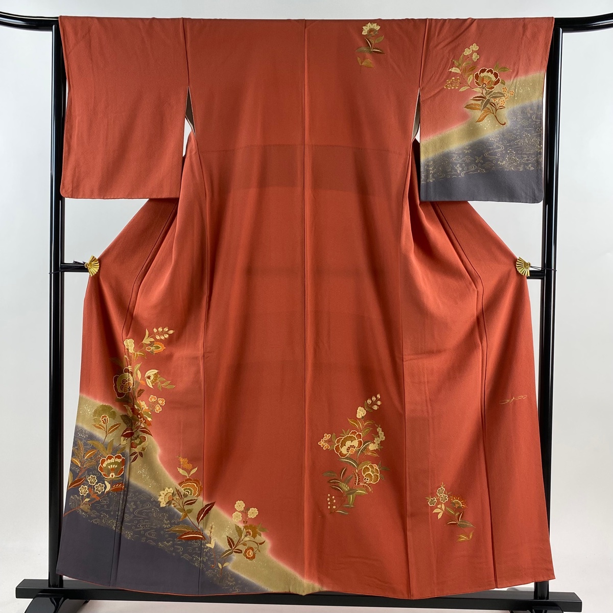 訪問着 身丈157cm 裄丈63.5cm S 袷 コシノヒロコ 落款 草花 流水 金彩 ぼかし 朱色 正絹 名品 【中古】拍卖