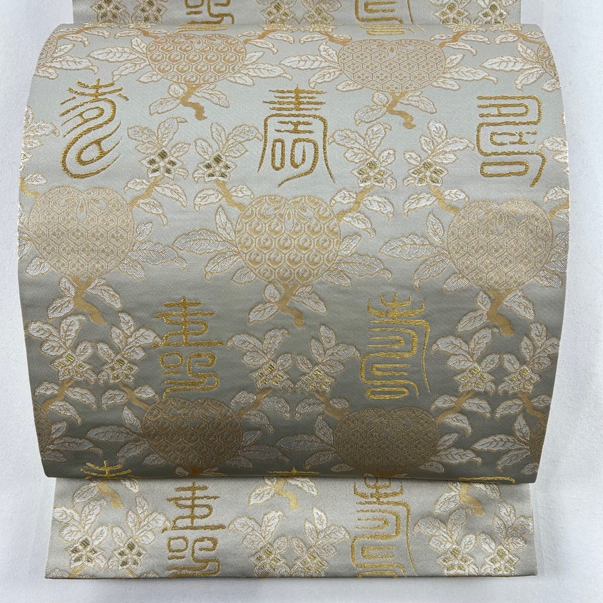 袋帯 美品 逸品 龍村晋 落款 枝花 亀甲 箔 金糸 灰色 全通 正絹 【中古】拍卖