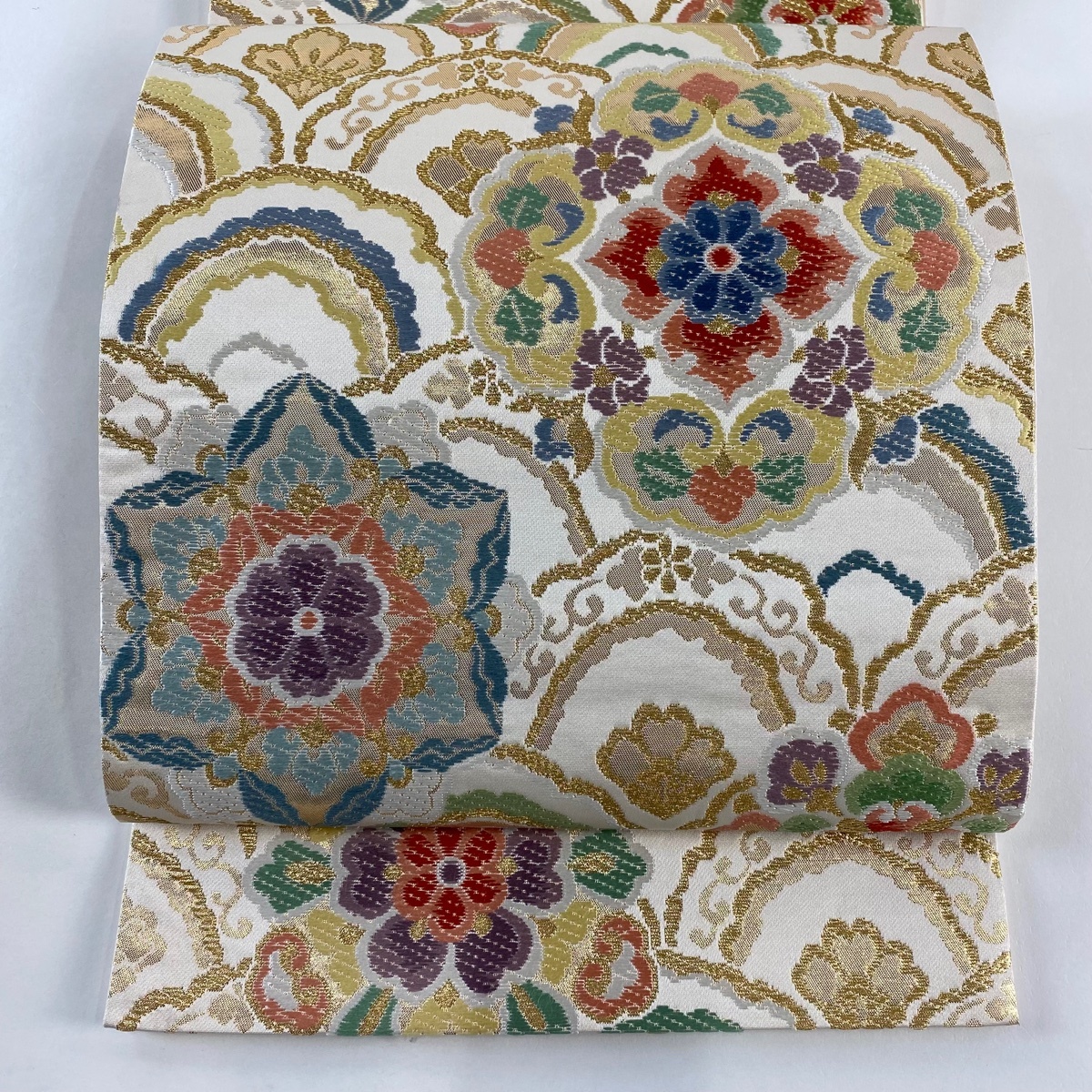 袋帯 美品 名品 華文 青海波 金糸 箔 クリーム 六通 正絹 【中古】拍卖