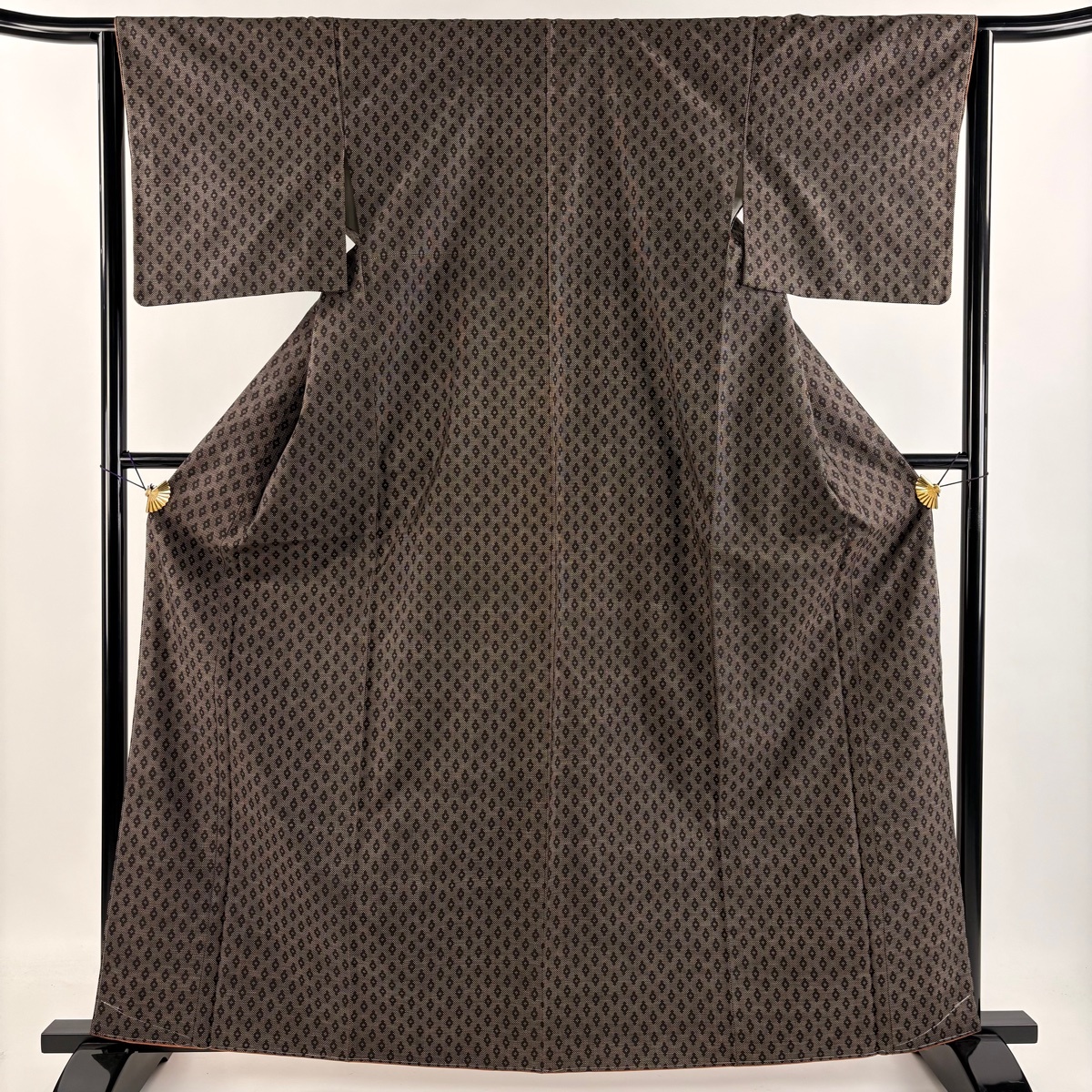 紬 身丈163.5cm 裄丈64cm M 袷 幾何学 焦茶色 正絹 秀品 【中古】拍卖
