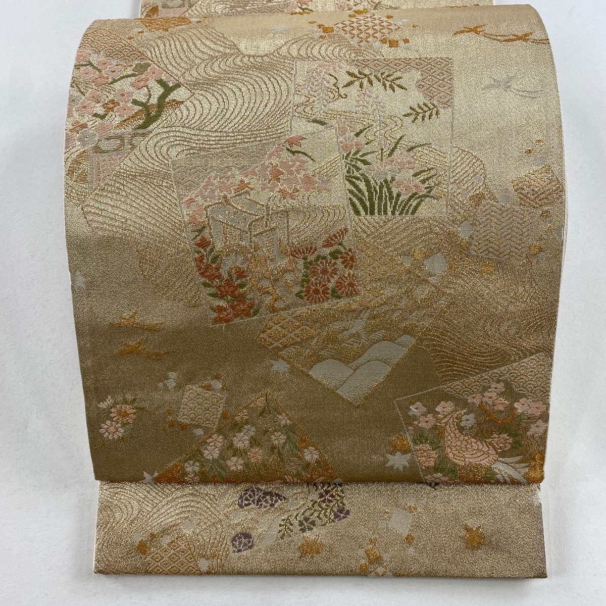 袋帯 美品 秀品 色紙 草花 金糸 金色 六通 正絹 【中古】拍卖