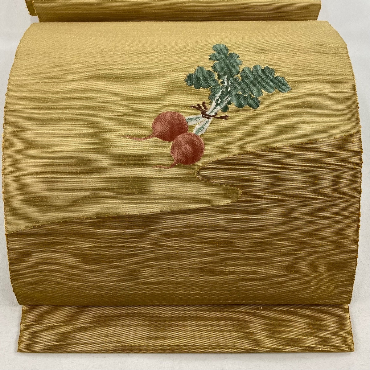 名古屋帯 美品 秀品 八寸名古屋帯 松葉仕立て 紬地 かぶ 野菜 山吹茶色 正絹 【中古】拍卖