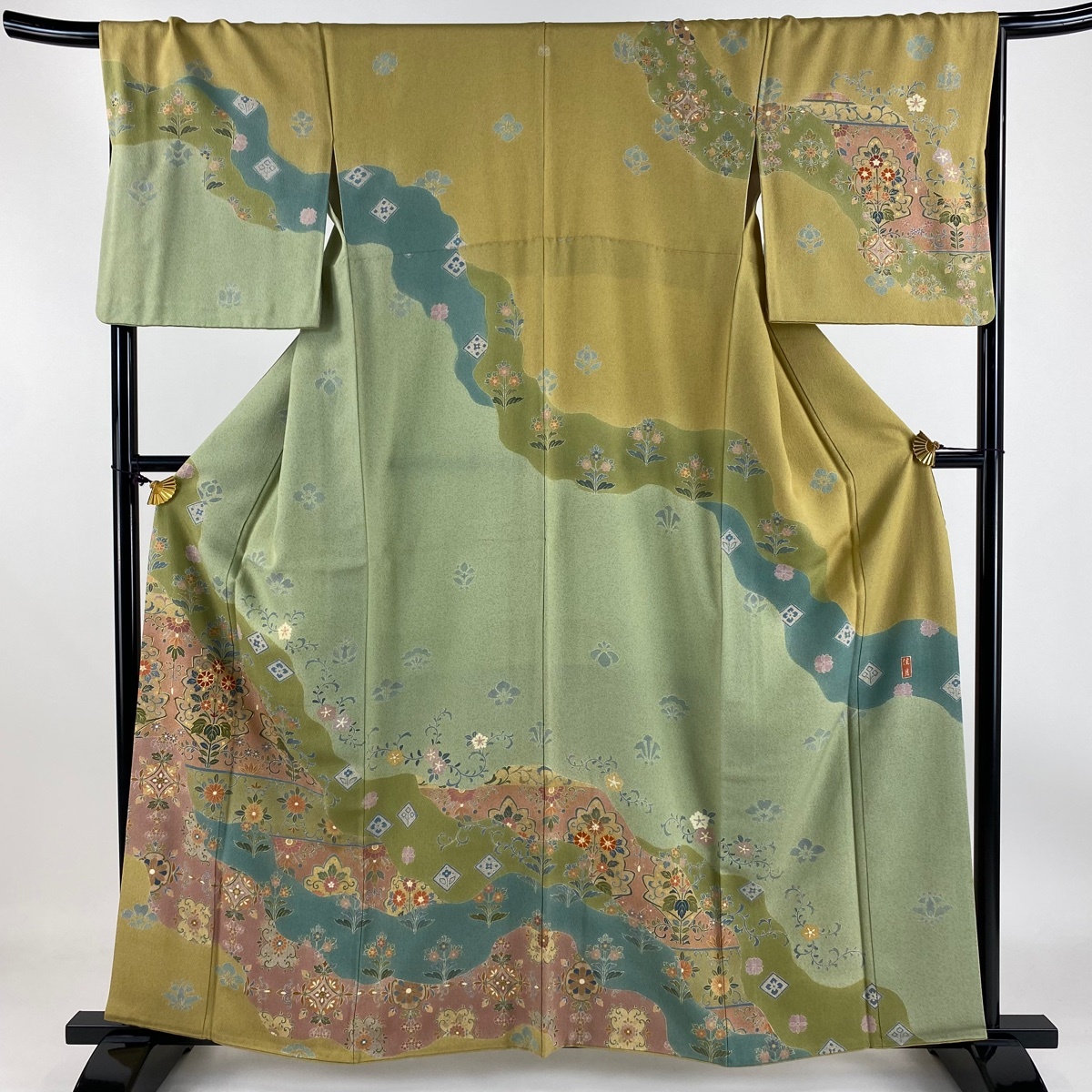 訪問着 身丈159.5cm 裄丈67cm M 袷 落款 草花 花唐草 金糸 金彩 薄緑 正絹 名品 一つ紋 【中古】拍卖