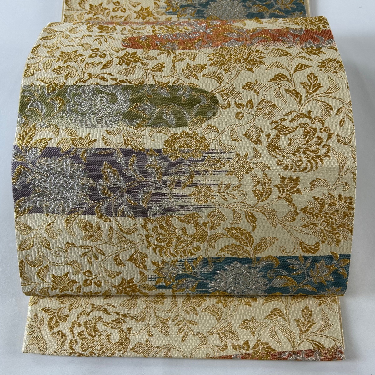 袋帯 美品 秀品 草花 ヱ霞 金銀糸 薄黄 六通 正絹 【中古】拍卖