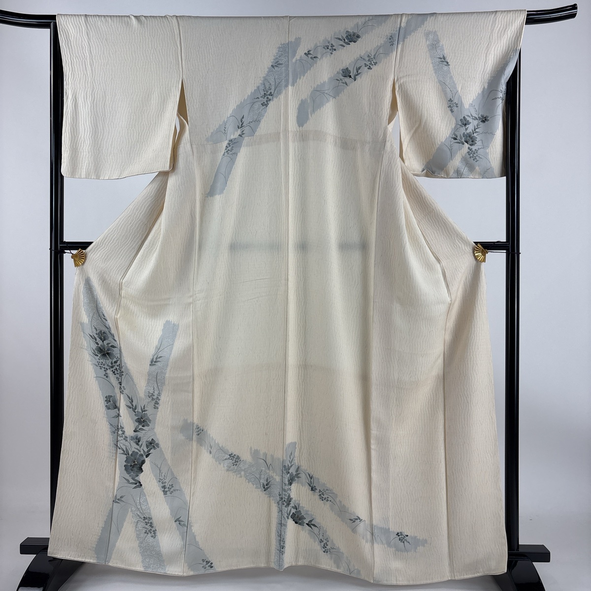 訪問着 身丈164cm 裄丈66.5cm M 袷 草花 絞り 金銀彩 クリーム 正絹 秀品 【中古】拍卖