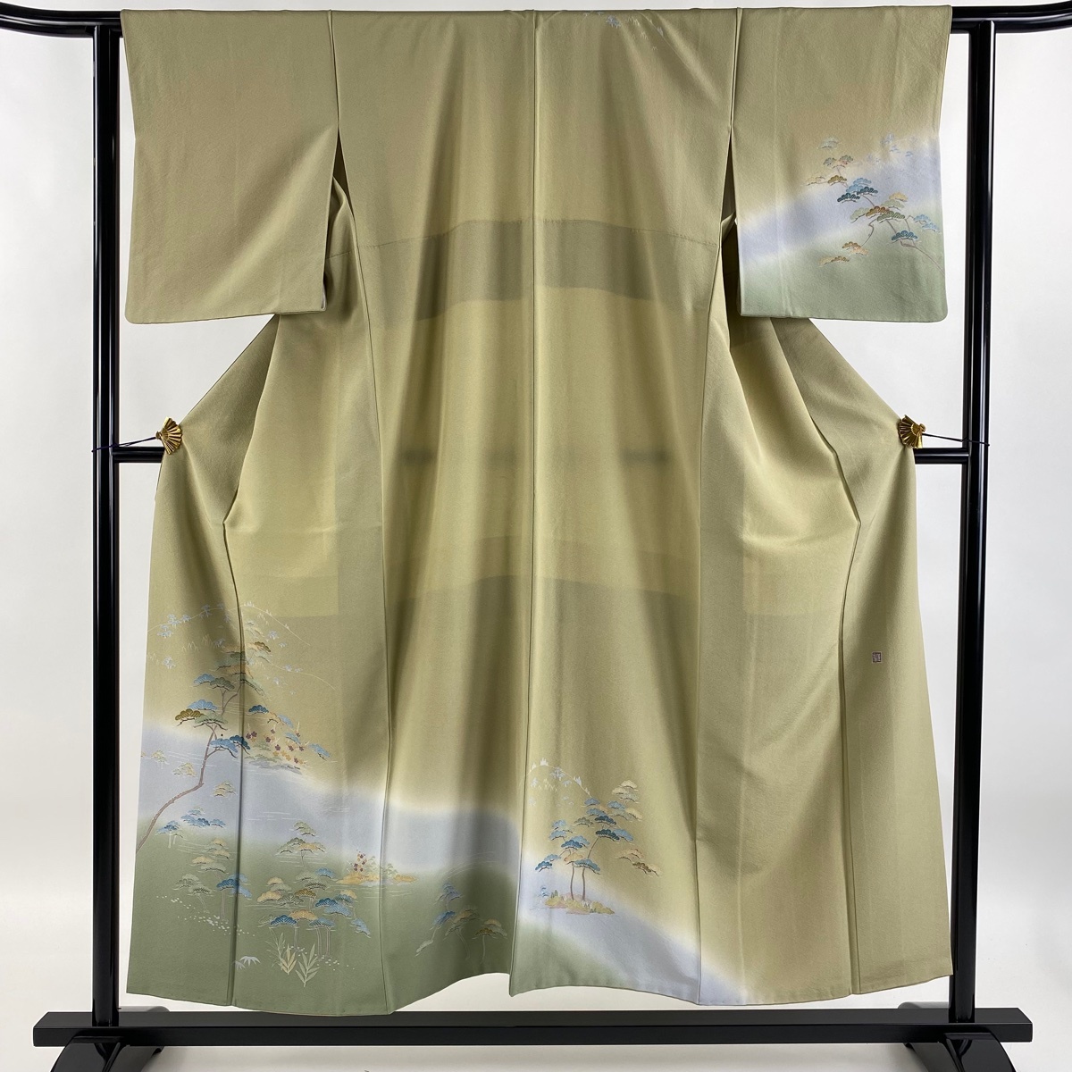 訪問着 身丈153cm 裄丈61cm S 袷 落款 松竹梅 山並み 染め分け ぼかし 灰緑 正絹 秀品 【中古】拍卖