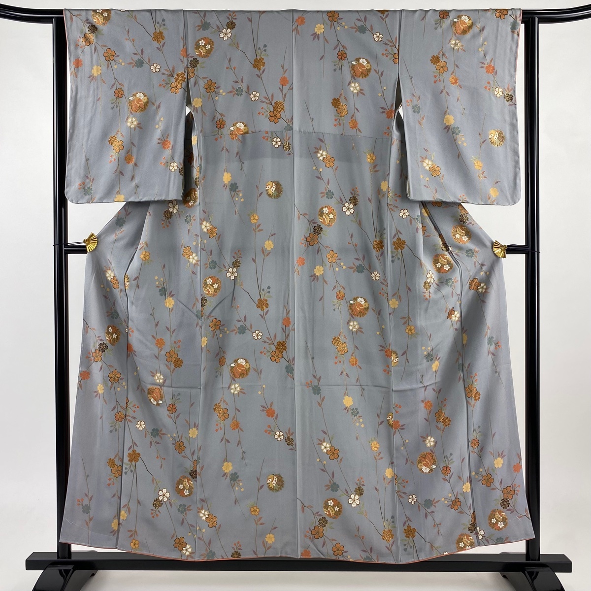 小紋 身丈155cm 裄丈63cm S 袷 桜 蝶 金彩 灰色 正絹 秀品 【中古】拍卖