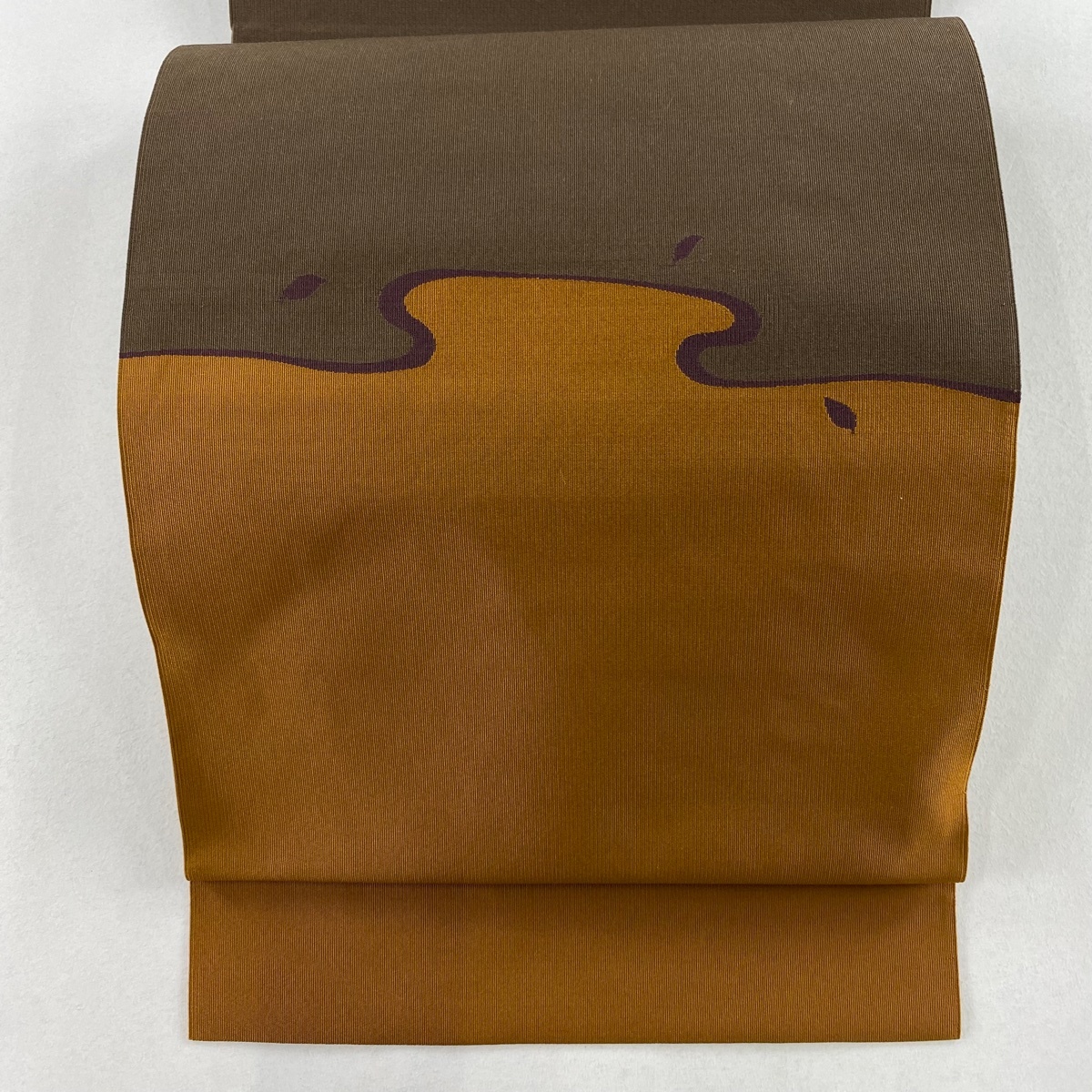 名古屋帯 美品 秀品 八寸名古屋帯 松葉仕立て トンネル仕立て 霞 葉柄 染め分け 灰茶 正絹 【中古】拍卖