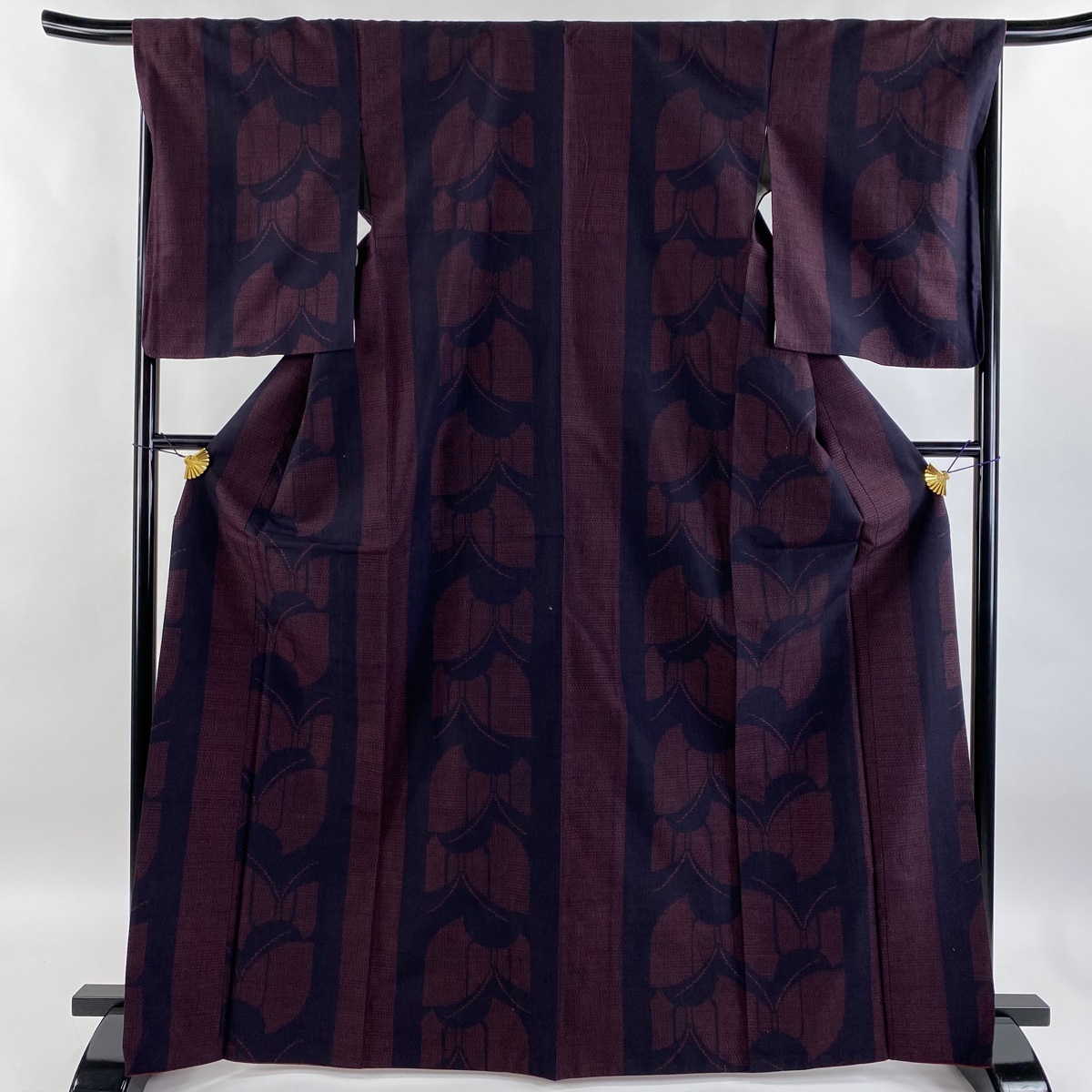 紬 身丈168cm 裄丈67cm M 袷 証紙 蝶 亀甲絣 赤紫 正絹 美品 秀品 【中古】拍卖