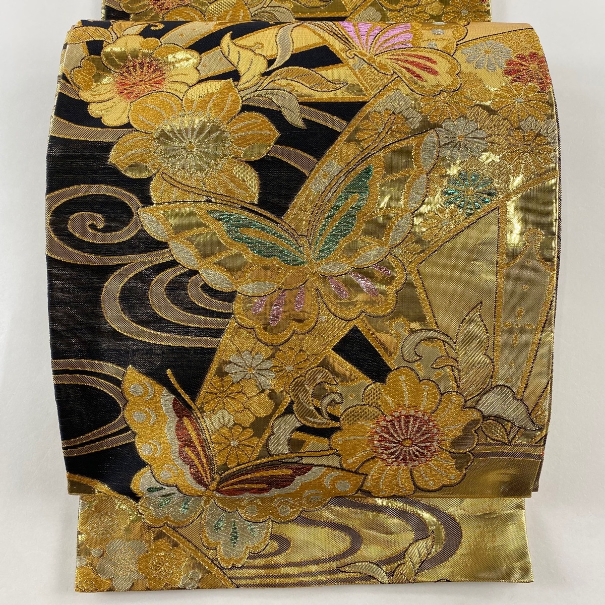 袋帯 秀品 振袖向き 蝶 草花 箔 唐織 金色 六通 正絹 【中古】拍卖