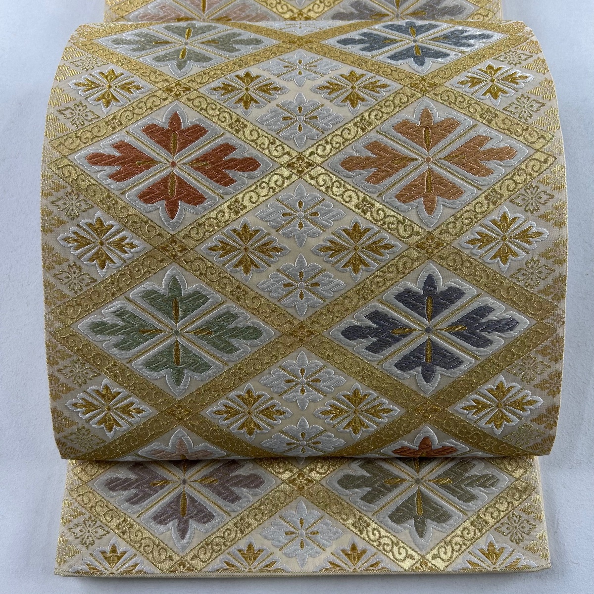 袋帯 美品 名品 花菱 格天井 金糸 唐織 ベージュ 六通 正絹 【中古】拍卖