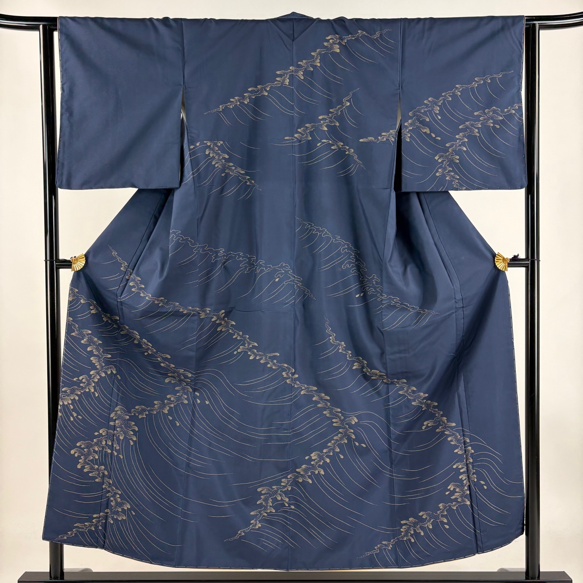 訪問着 身丈152.5cm 裄丈63.5cm S 袷 大島紬地 ほていや 波頭 刺繍 紺色 正絹 逸品 【中古】拍卖